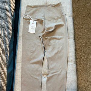 Tavi Workout Leggings Medium Tan Faint Snake Skin Pattern